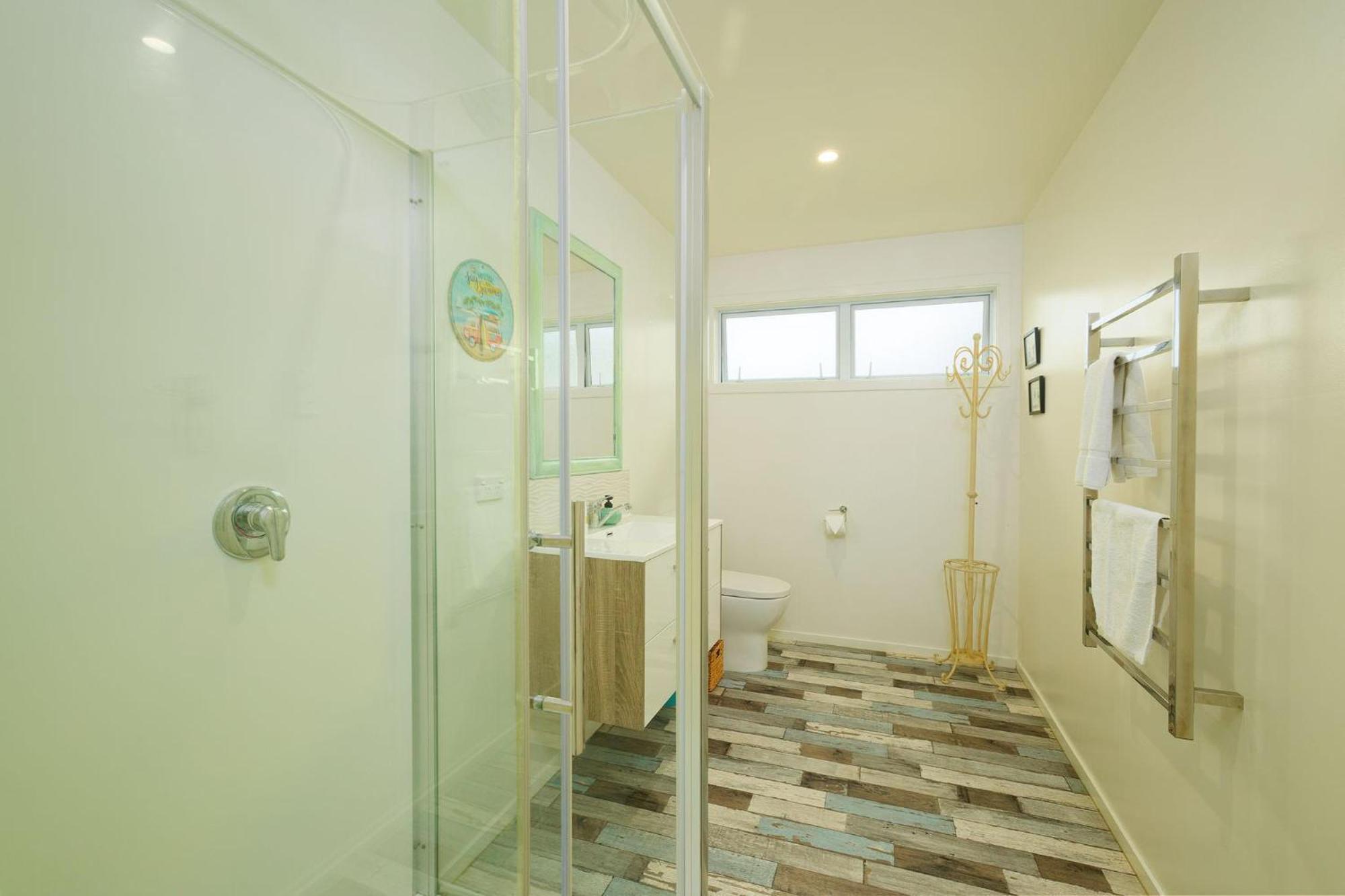 Five Palms Villa Kaikoura Ngoại thất bức ảnh