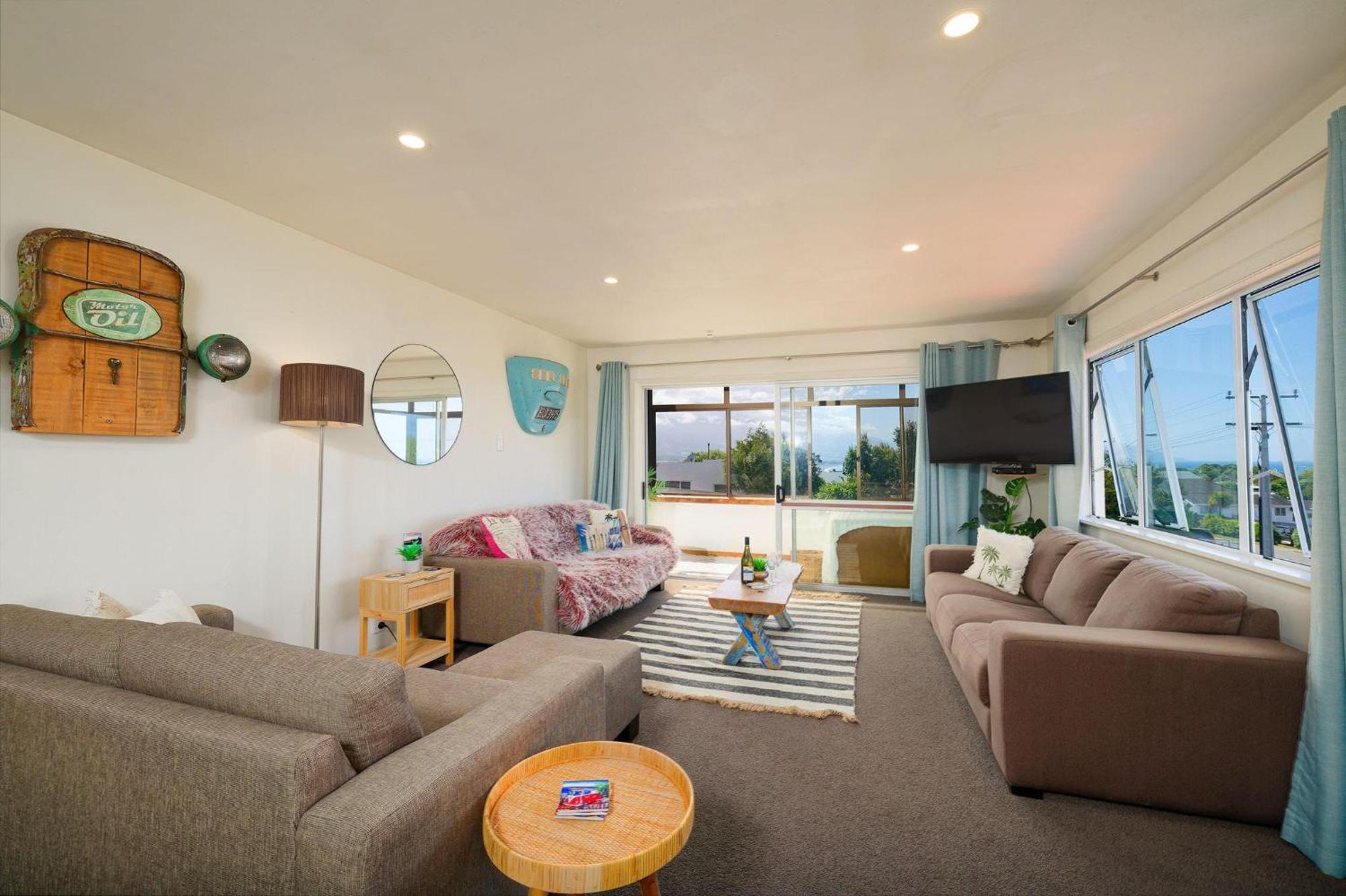 Five Palms Villa Kaikoura Ngoại thất bức ảnh