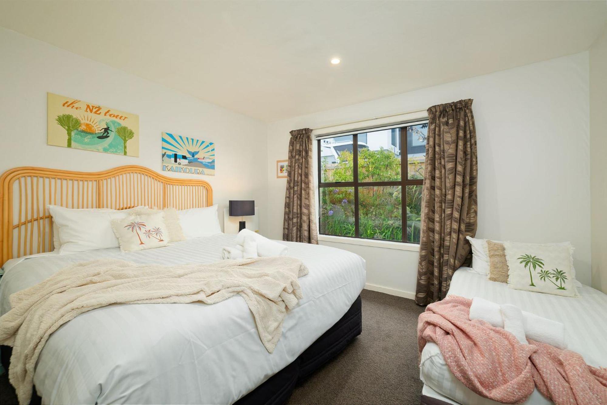 Five Palms Villa Kaikoura Ngoại thất bức ảnh