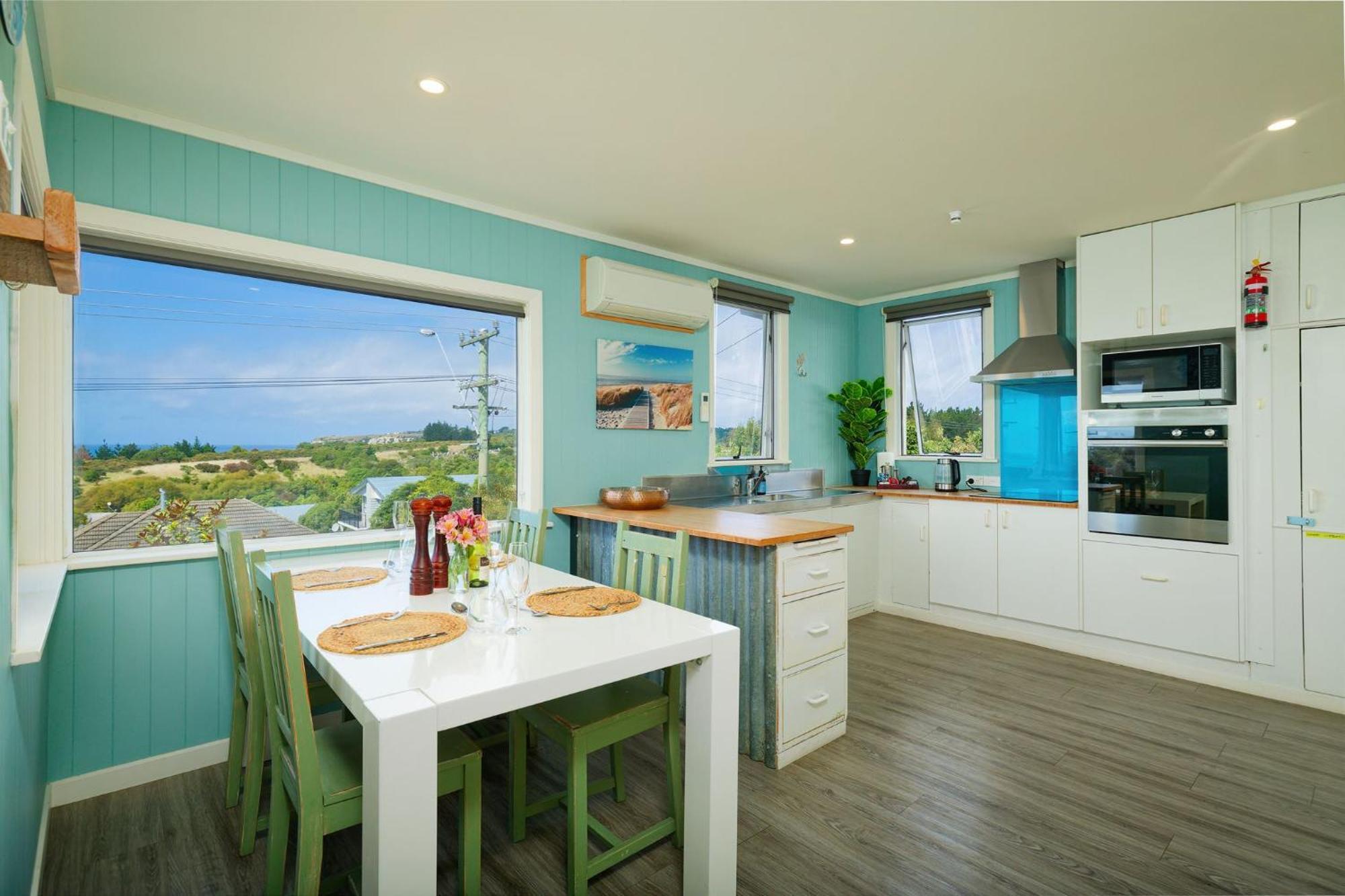 Five Palms Villa Kaikoura Ngoại thất bức ảnh